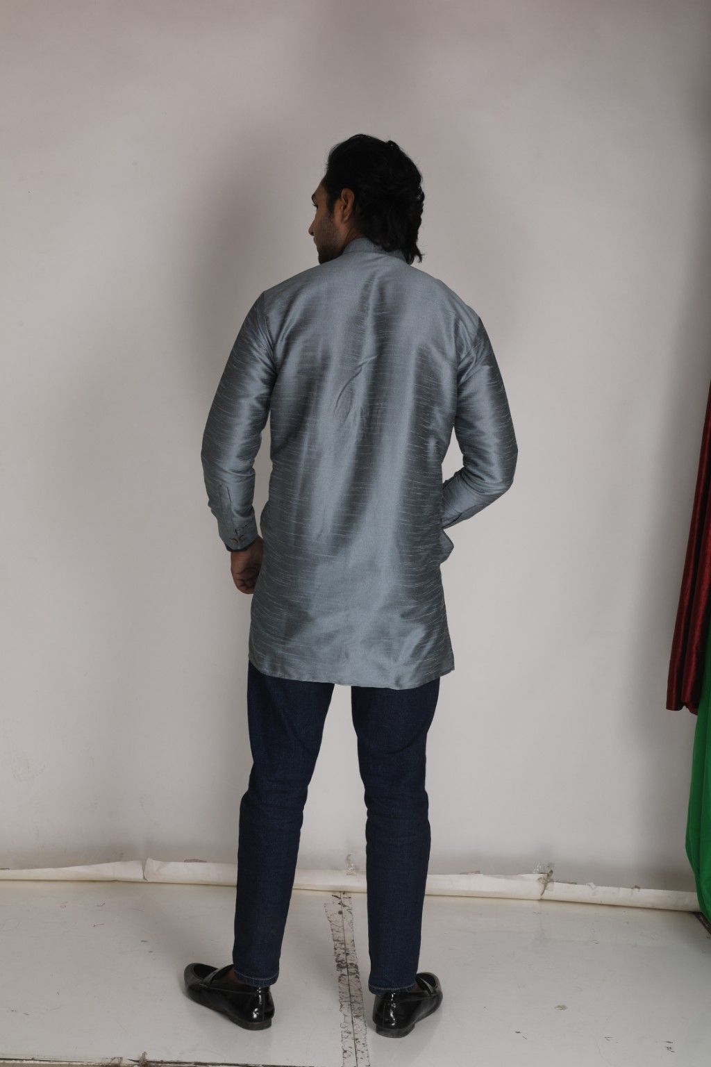 LIGHT GREY KURTA WITH COLLAR