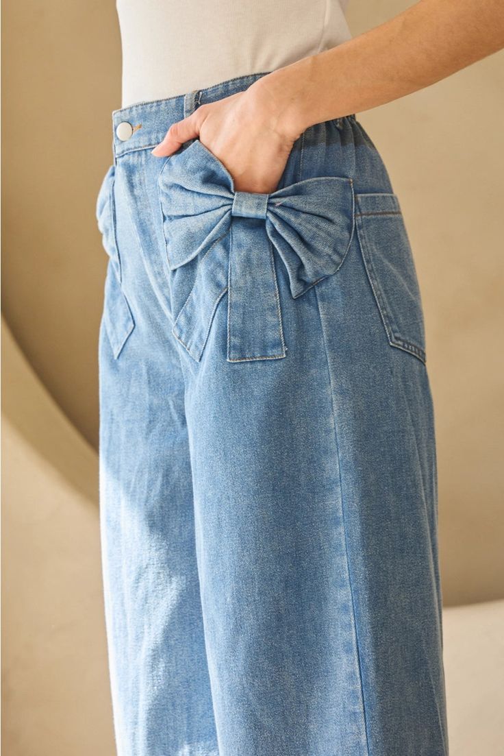 Bow Pocket Wide-Leg Jeans
