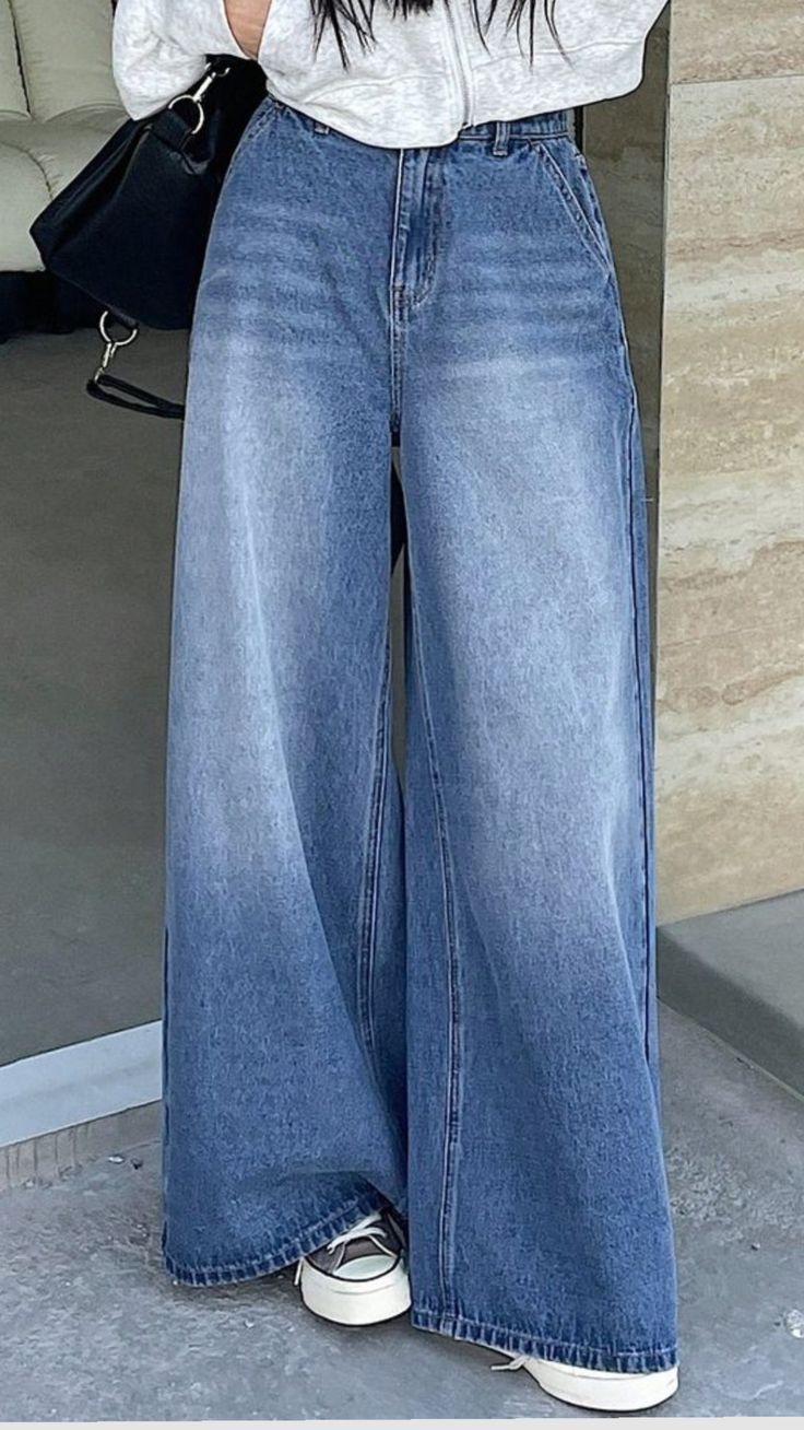 Vintage Blue Wide-Leg Jeans